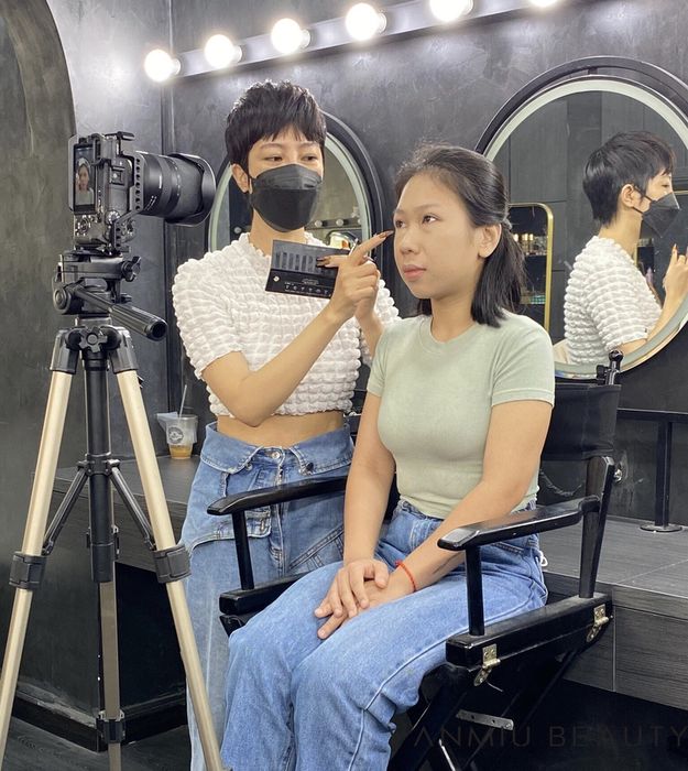 tự học makeup cá nhân qua zoom